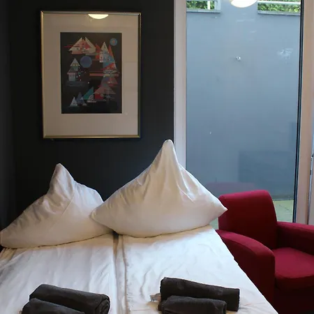 Momomotel - Self Check-in Am Stadion * Cologne