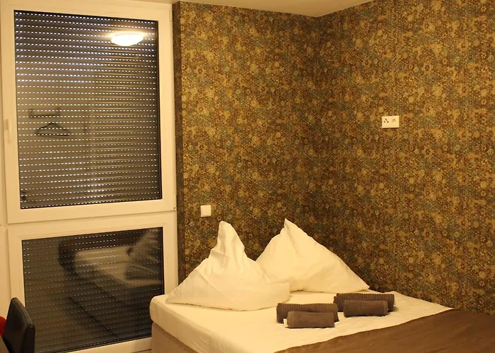 Momomotel - Self Check-in Am Stadion