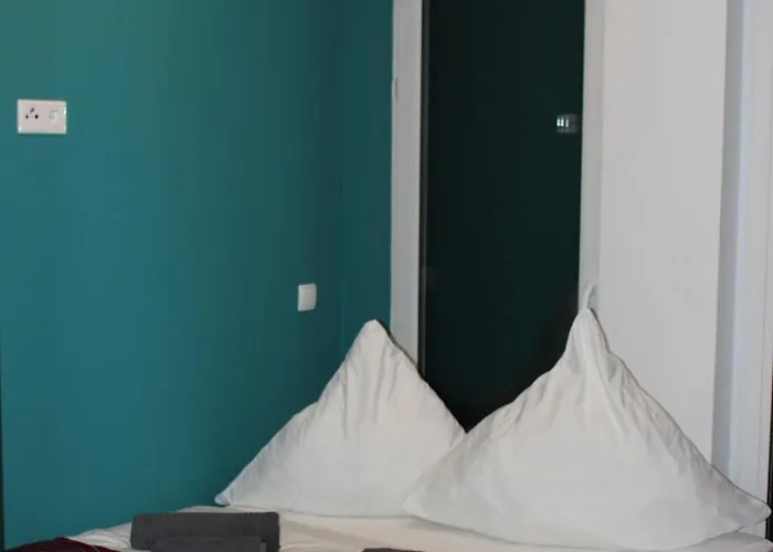 Momomotel - Self Check-in Am Stadion * קלן