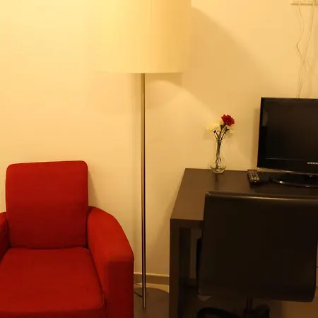 Momomotel - Self Check-in Am Stadion Otel