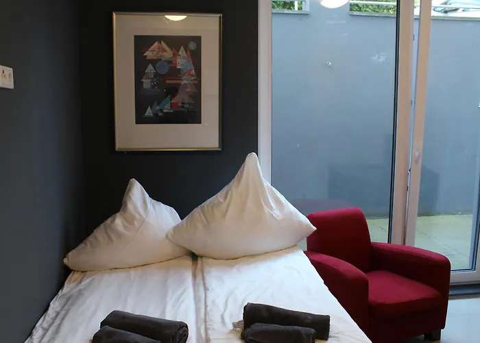 Momomotel - Self Check-in Am Stadion * Köln