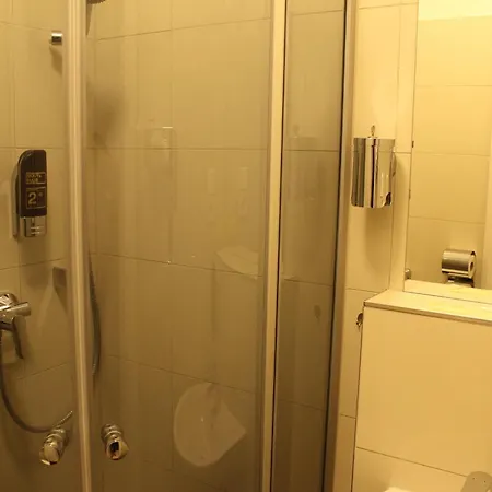 Hotel Momomotel - Self Check-in Am Stadion Kolín nad Rýnem